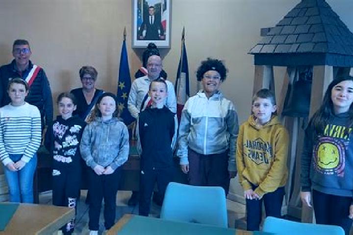 Escorts Emerchicourt, France — Local Companions