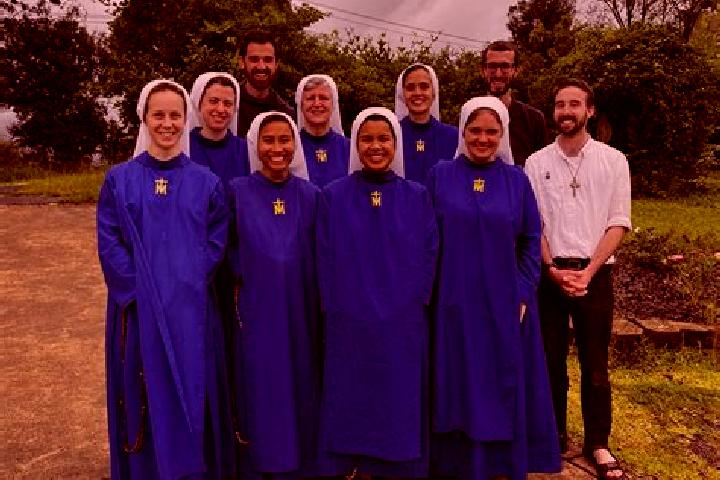 Escorts Esmans, France — Local Companions