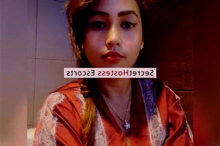 Escorts Essang, Indonesia — Local Companions