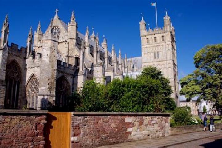 Escorts Exeter, United Kingdom — Local Companions