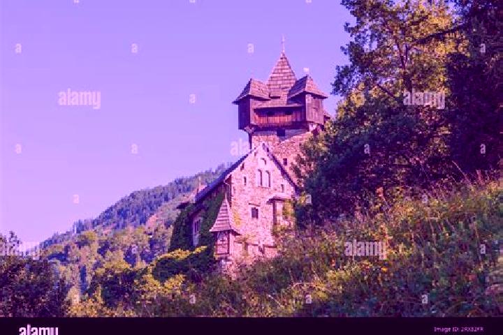Escorts Falkenstein, Austria — Local Companions