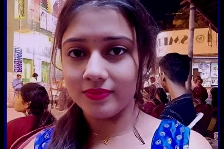Escorts Fatehpur Chaurasi, India — Local Companions