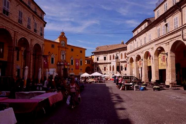 Escorts Fermo, Italy — Local Companions
