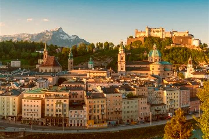 Escorts Ferschnitz, Austria — Local Companions