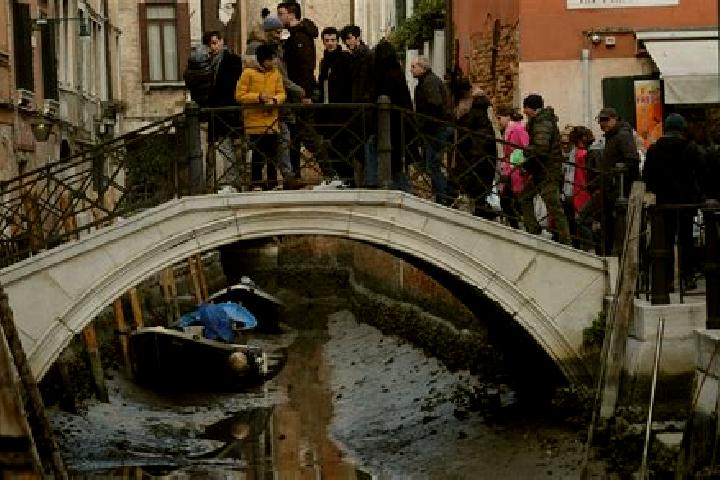 Escorts Fierozzo, Italy — Local Companions