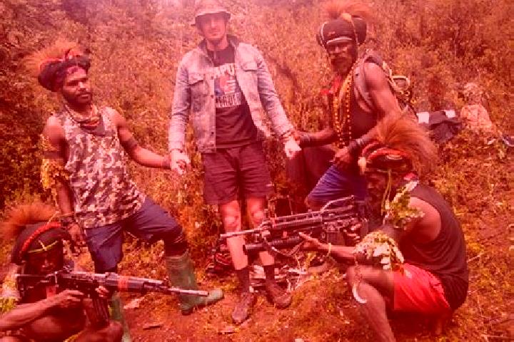 Escorts Finschhafen, Papua New Guinea — Local Companions