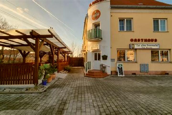 Escorts Fischamend-Markt, Austria — Local Companions