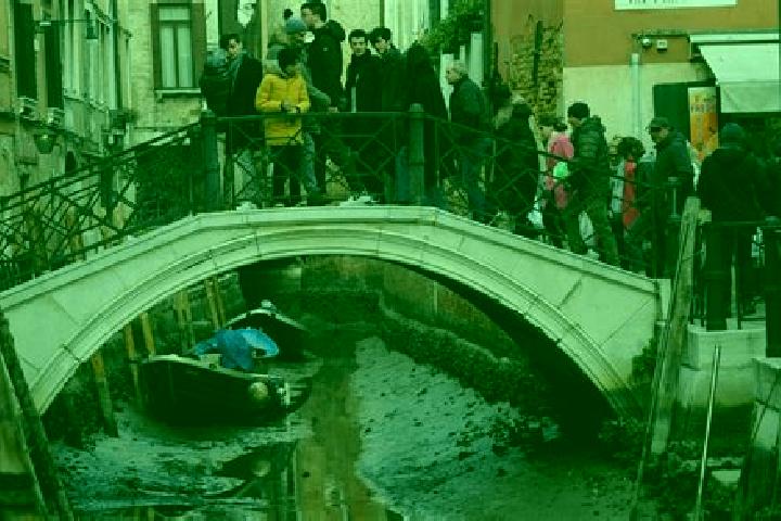 Escorts Fiumara, Italy — Local Companions