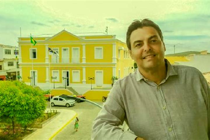 Escorts Flores, Brazil — Local Companions