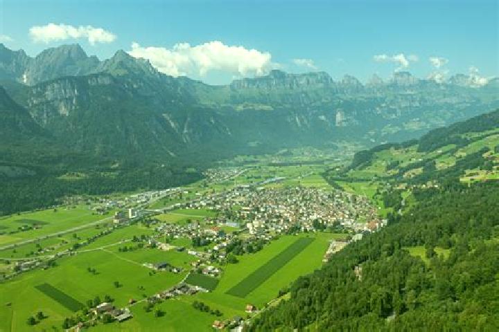 Escorts Flums, Switzerland — Local Companions