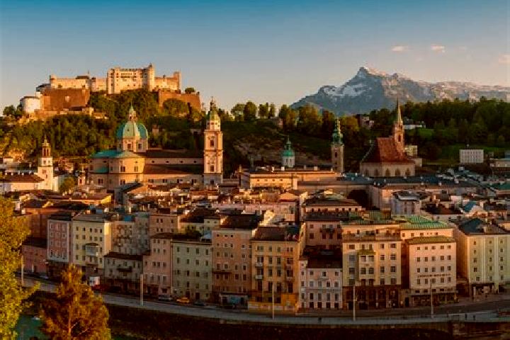 Escorts Foederlach I, Austria — Local Companions