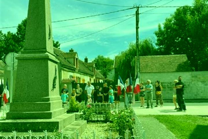 Escorts Fontaine-Fourches, France — Local Companions