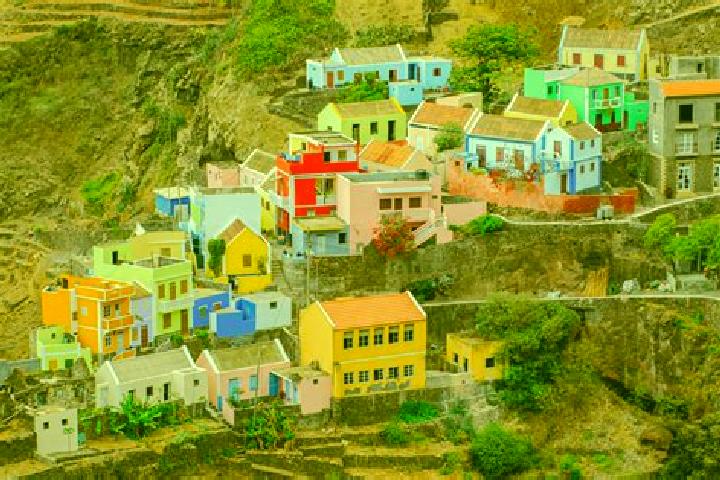 Escorts Fonteana, Cape Verde — Local Companions