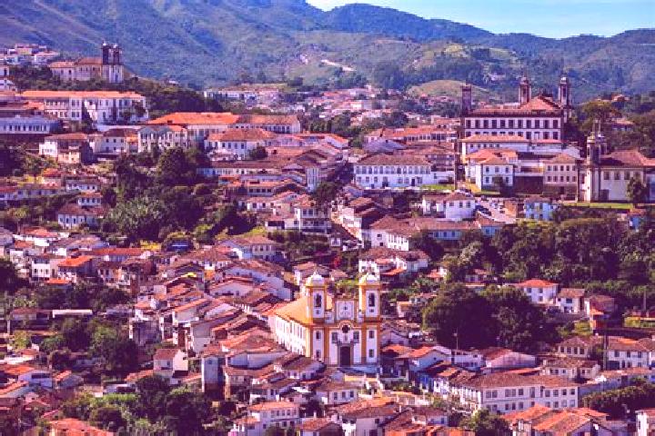 Escorts Fortaleza de Minas, Brazil — Local Companions