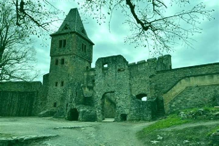Escorts Frankenstein, Germany — Local Companions