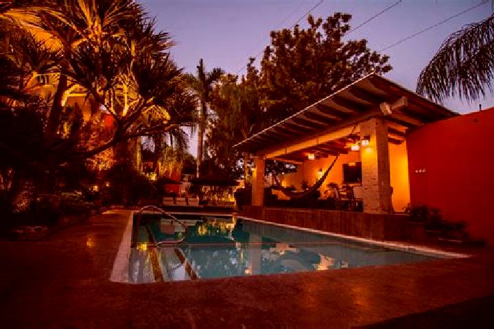 Escorts Fresnal, Mexico — Local Companions