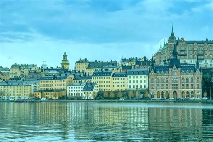 Escorts Fristad, Sweden — Local Companions