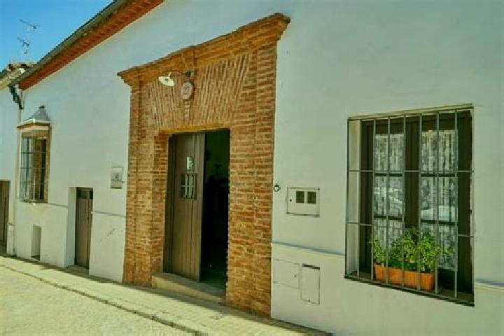 Escorts Fuenteheridos, Spain — Local Companions