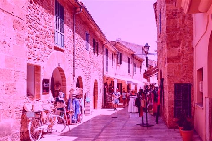 Escorts Fuentelsaz, Spain — Local Companions