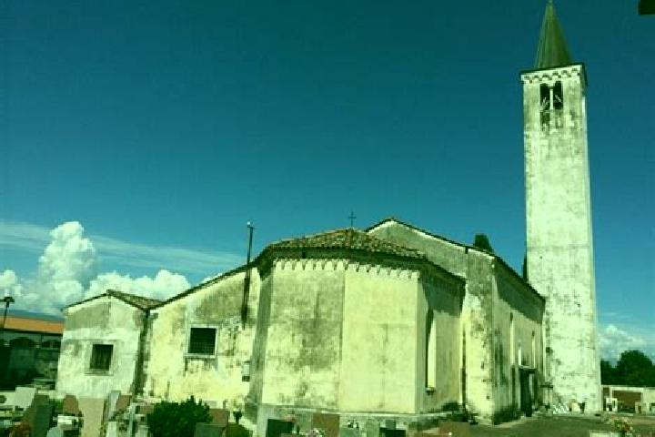 Escorts Gadesco-Pieve Delmona, Italy — Local Companions