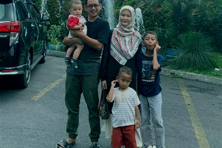 Escorts Gandrungmangu, Indonesia — Local Companions