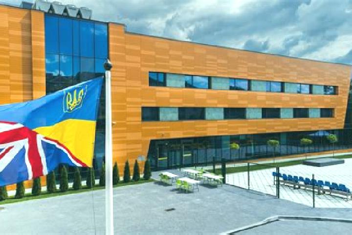 Escorts Garbow, Poland — Local Companions