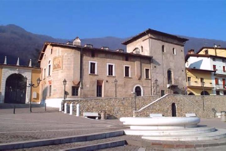 Escorts Gardone Val Trompia, Italy — Local Companions