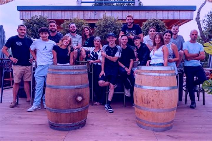 Escorts Gargas, France — Local Companions