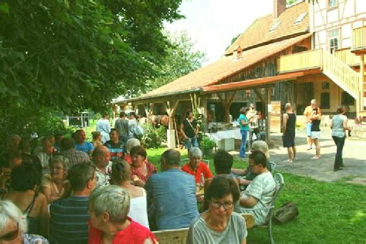 Escorts Gersfeld, Germany — Local Companions