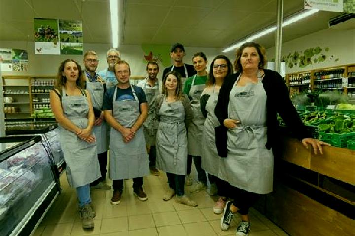Escorts Gibles, France — Local Companions