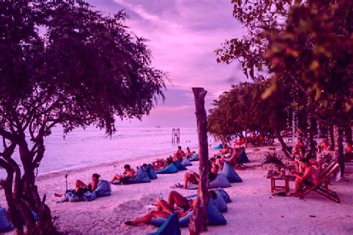 Escorts Gili Trawangan, Indonesia — Local Companions