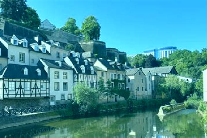 Escorts Gonderange, Luxembourg — Local Companions