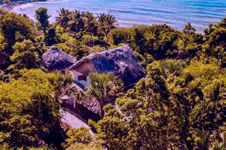 Escorts Grand Gosier, Haiti — Local Companions