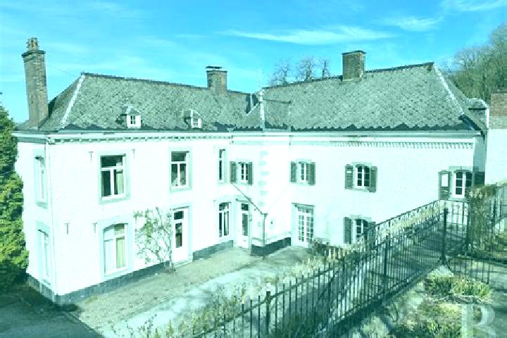 Escorts Grand-Rechain, Belgium — Local Companions
