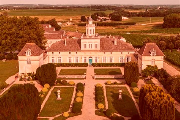 Escorts Grezillac, France — Local Companions