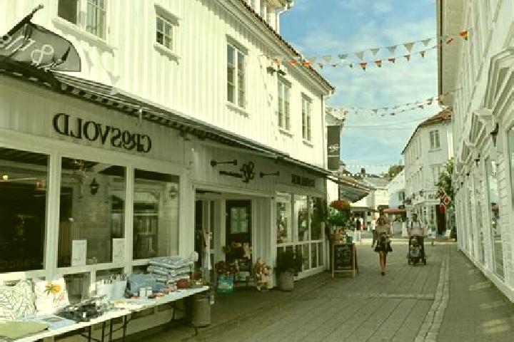 Escorts Grimstad, Norway — Local Companions