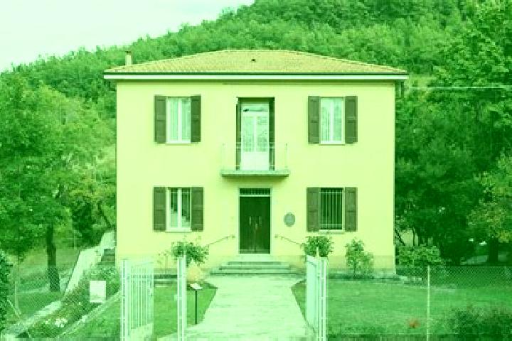 Escorts Grizzana Morandi, Italy — Local Companions