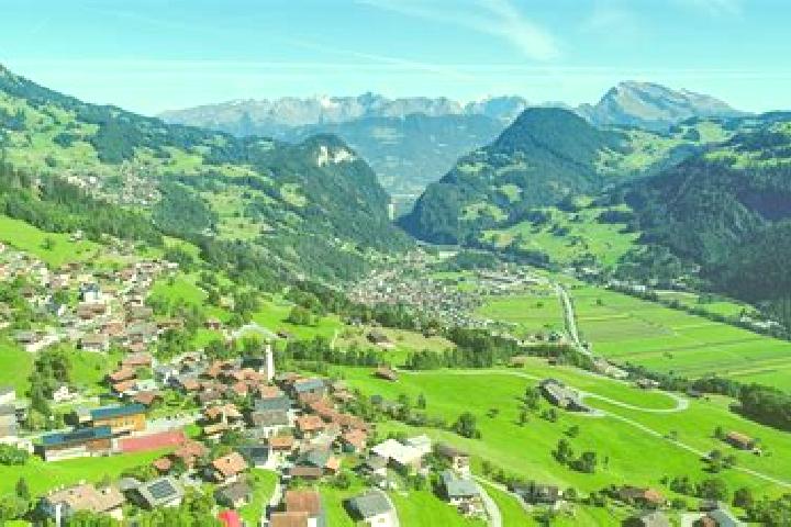 Escorts Gruesch, Switzerland — Local Companions