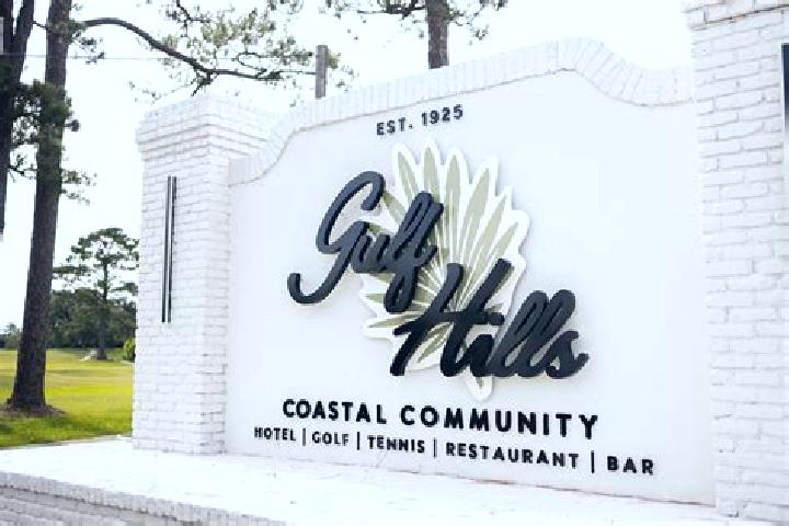 Escorts Gulf Hills, United States — Local Companions
