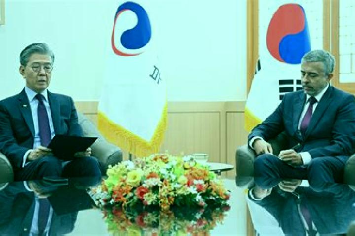 Escorts Gunbuk, South Korea — Local Companions