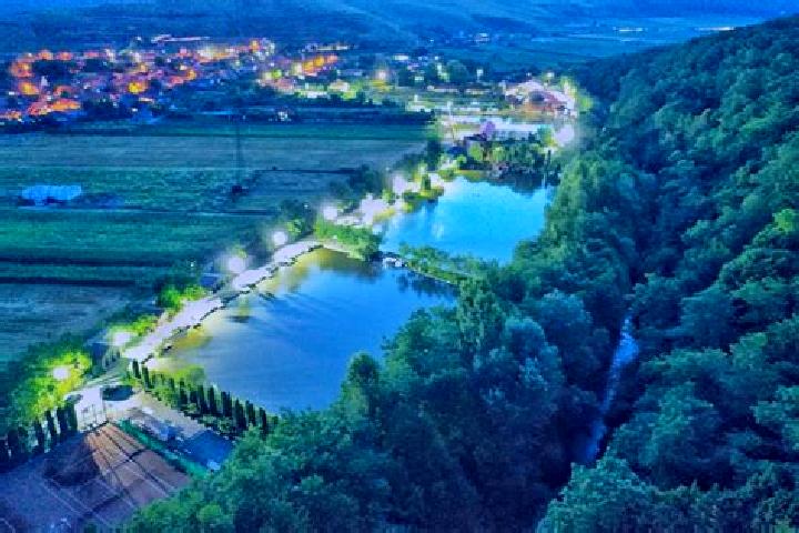 Escorts Gurahont, Romania — Local Companions