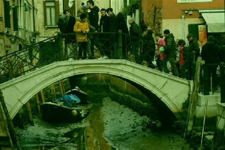 Escorts Guspini, Italy — Local Companions