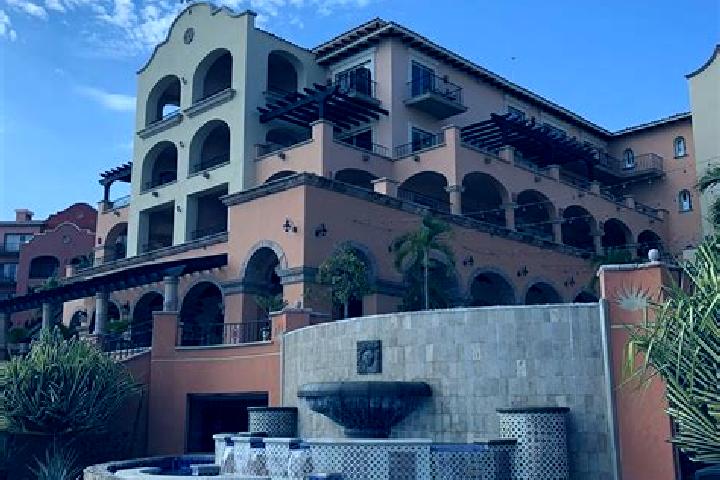 Escorts Hacienda del Mar, Mexico — Local Companions