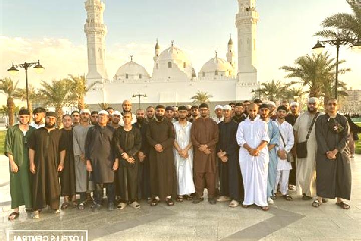 Escorts Hajjah, Palestine — Local Companions