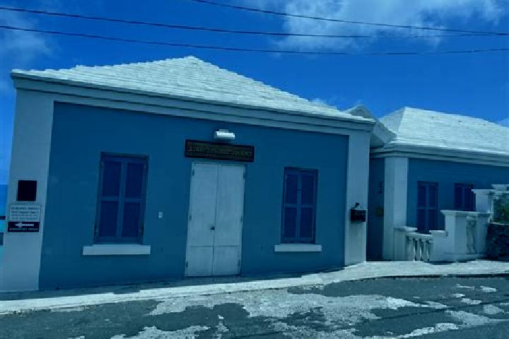 Escorts Hamilton Parish, Bermuda — Local Companions