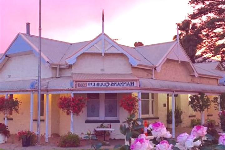 Escorts Hannans, Australia — Local Companions