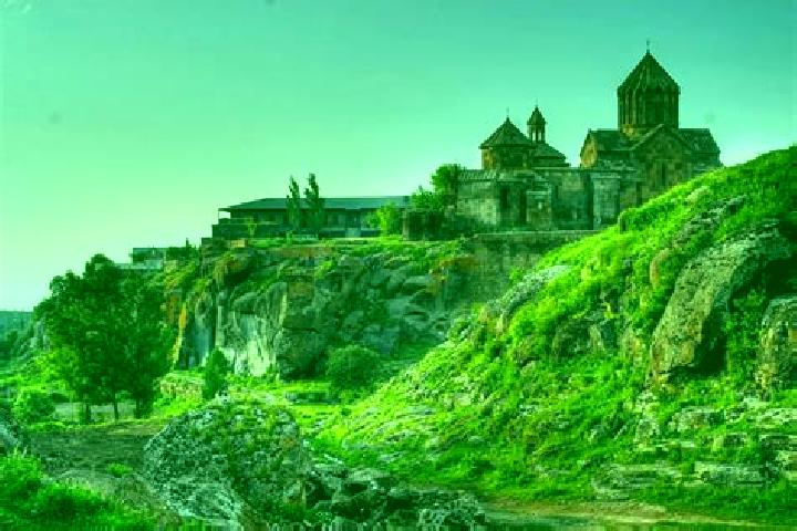 Escorts Harich, Armenia — Local Companions