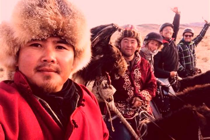 Escorts Hatansuudal, Mongolia — Local Companions