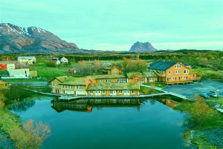 Escorts Hattfjelldal, Norway — Local Companions