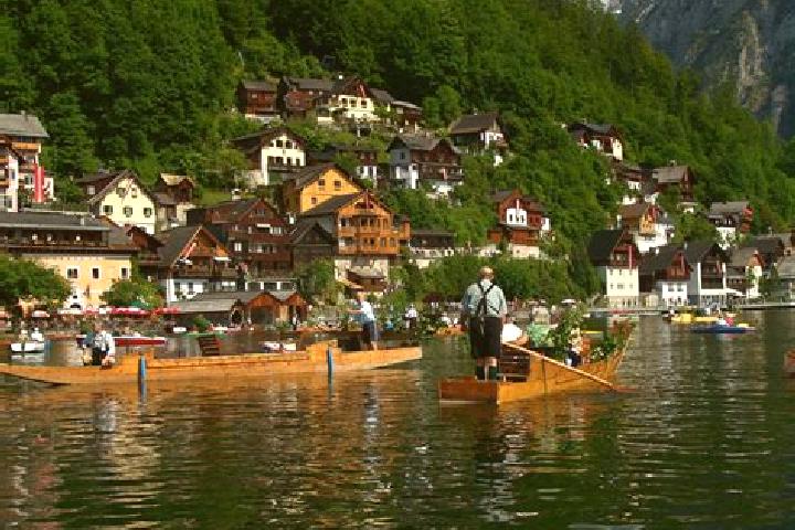 Escorts Hausmannstaetten, Austria — Local Companions